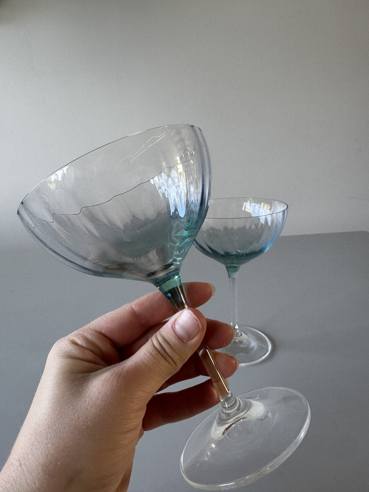 Champagneskåle med blåt skær, sæt af 2