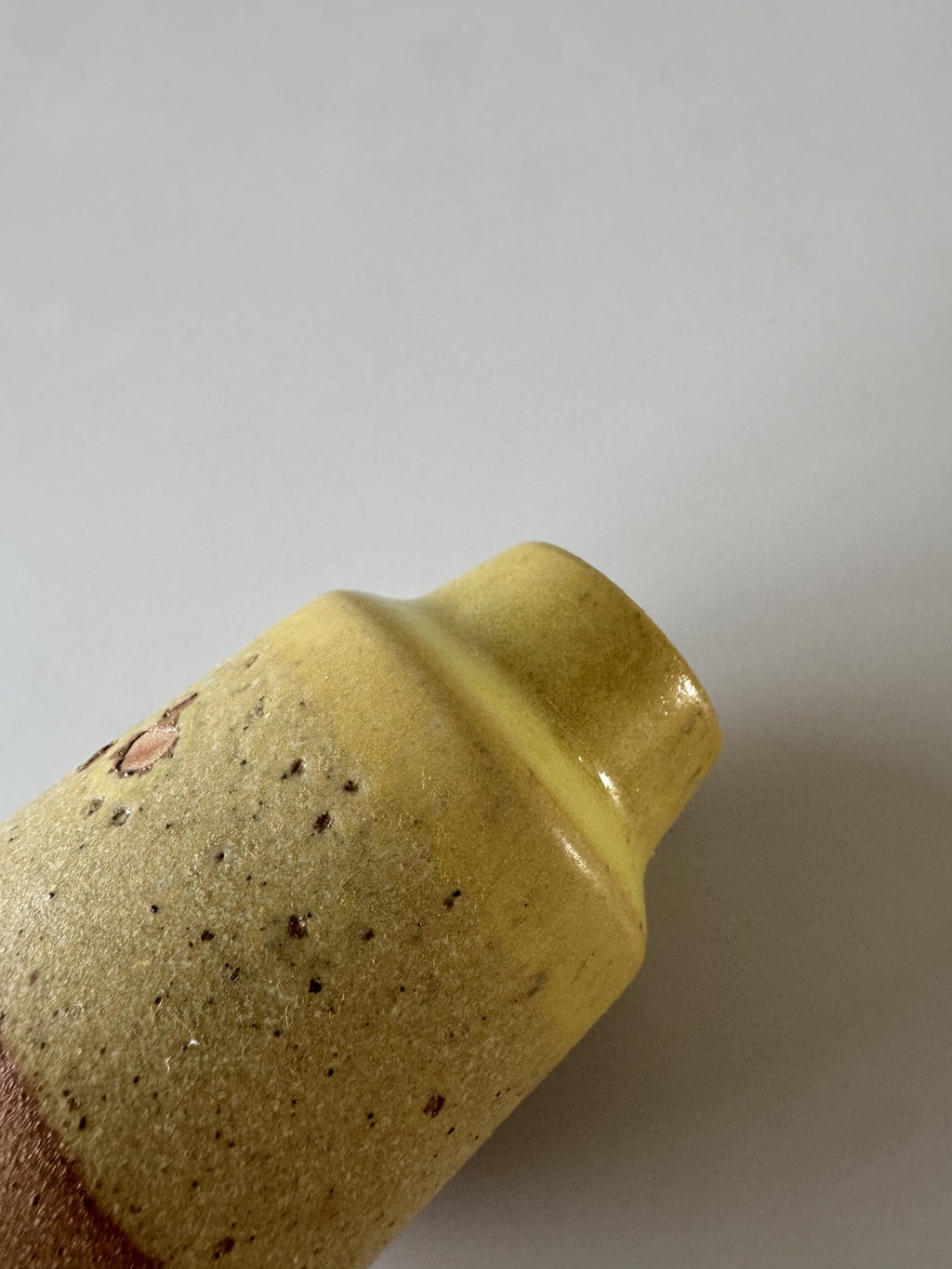 Lille gul vase