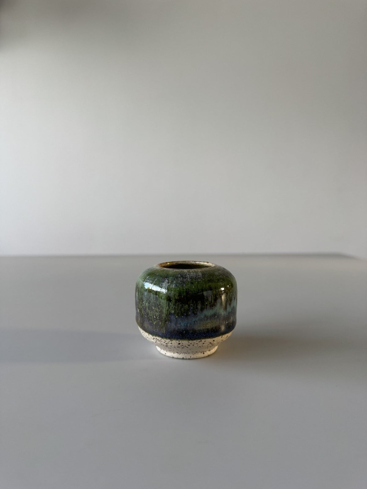 Grøn glaseret vase