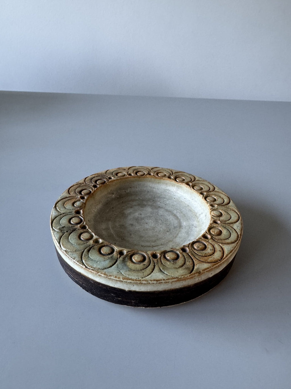 Retro fad med ornamentkant – billede 2 af 4