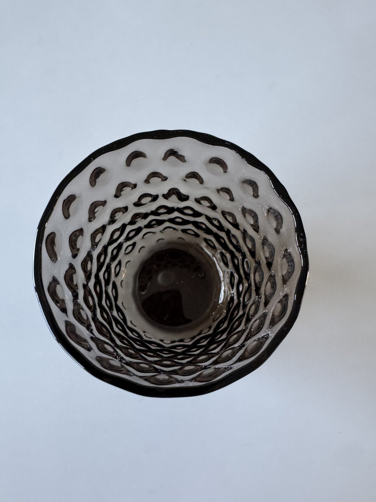 Danish Summer Glas Small Drops - Black Smoke fra Kodanska – billede 4 af 7
