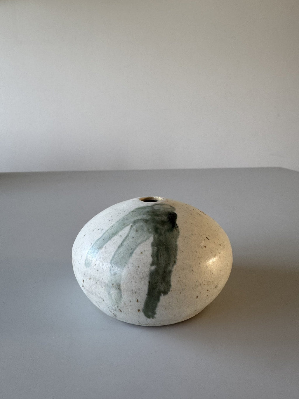 Ufo formet vase