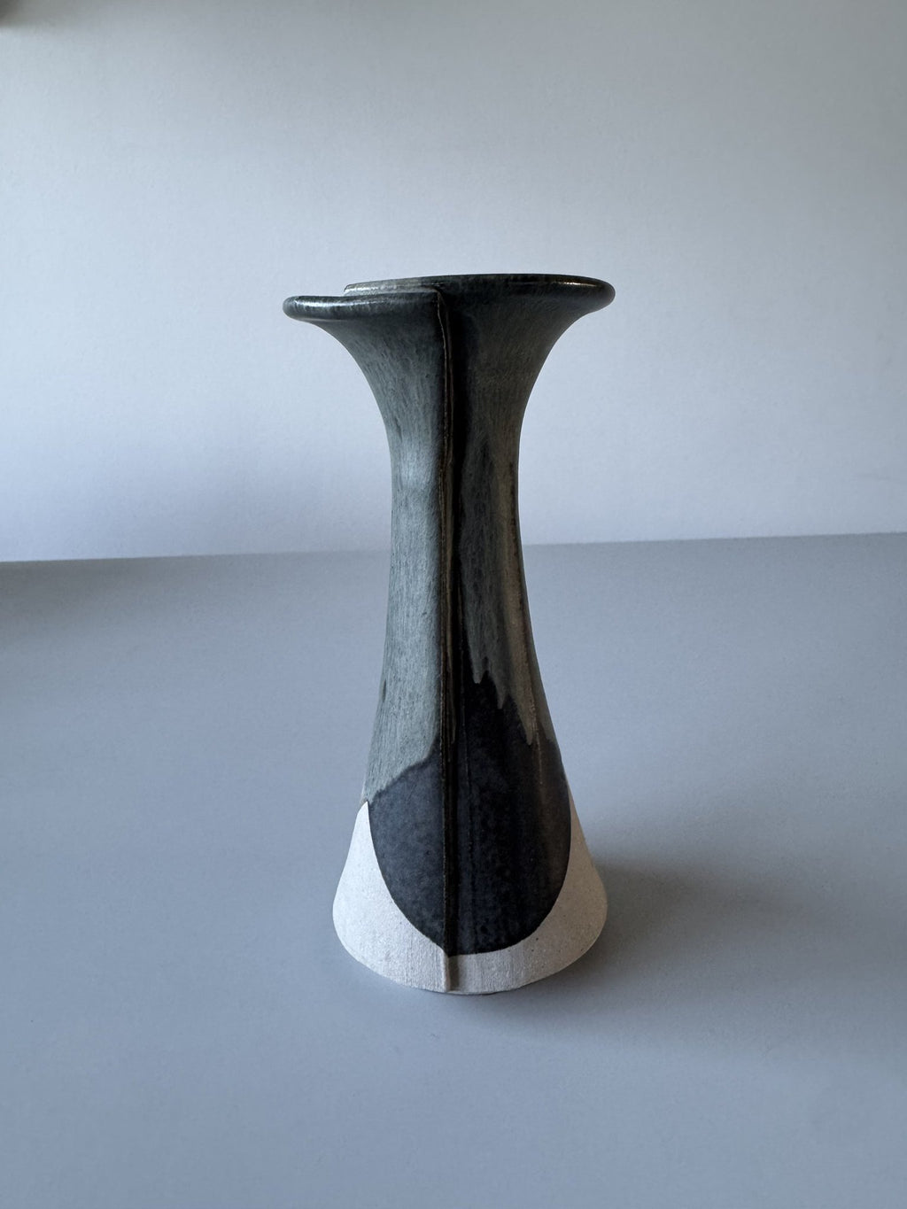 Slank trompetvase, model 502 fra Würtz