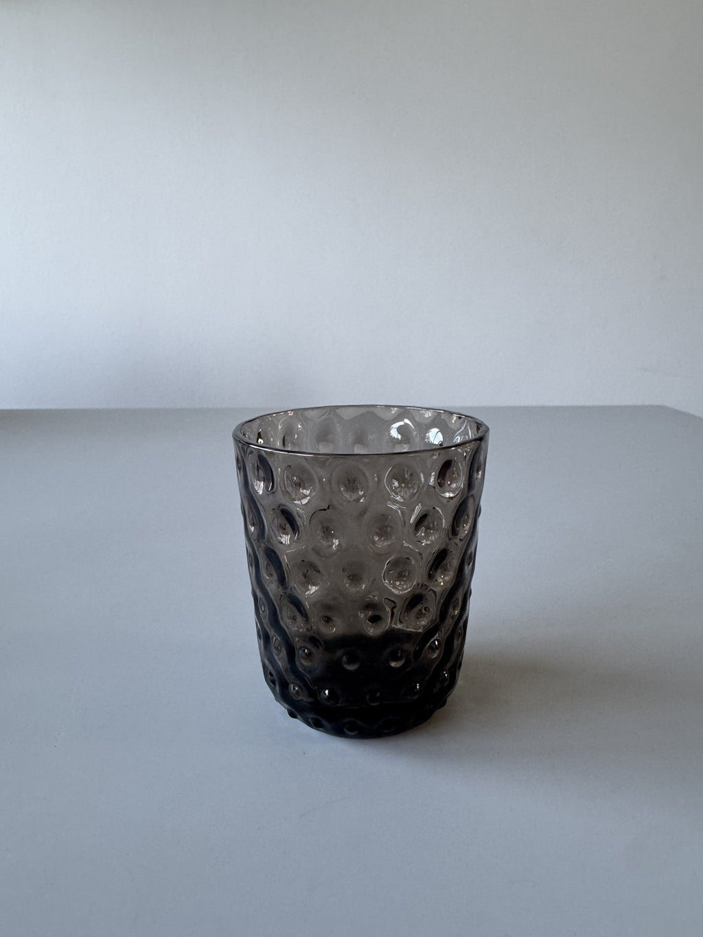 Danish Summer Glas Small Drops - Black Smoke fra Kodanska – billede 3 af 7