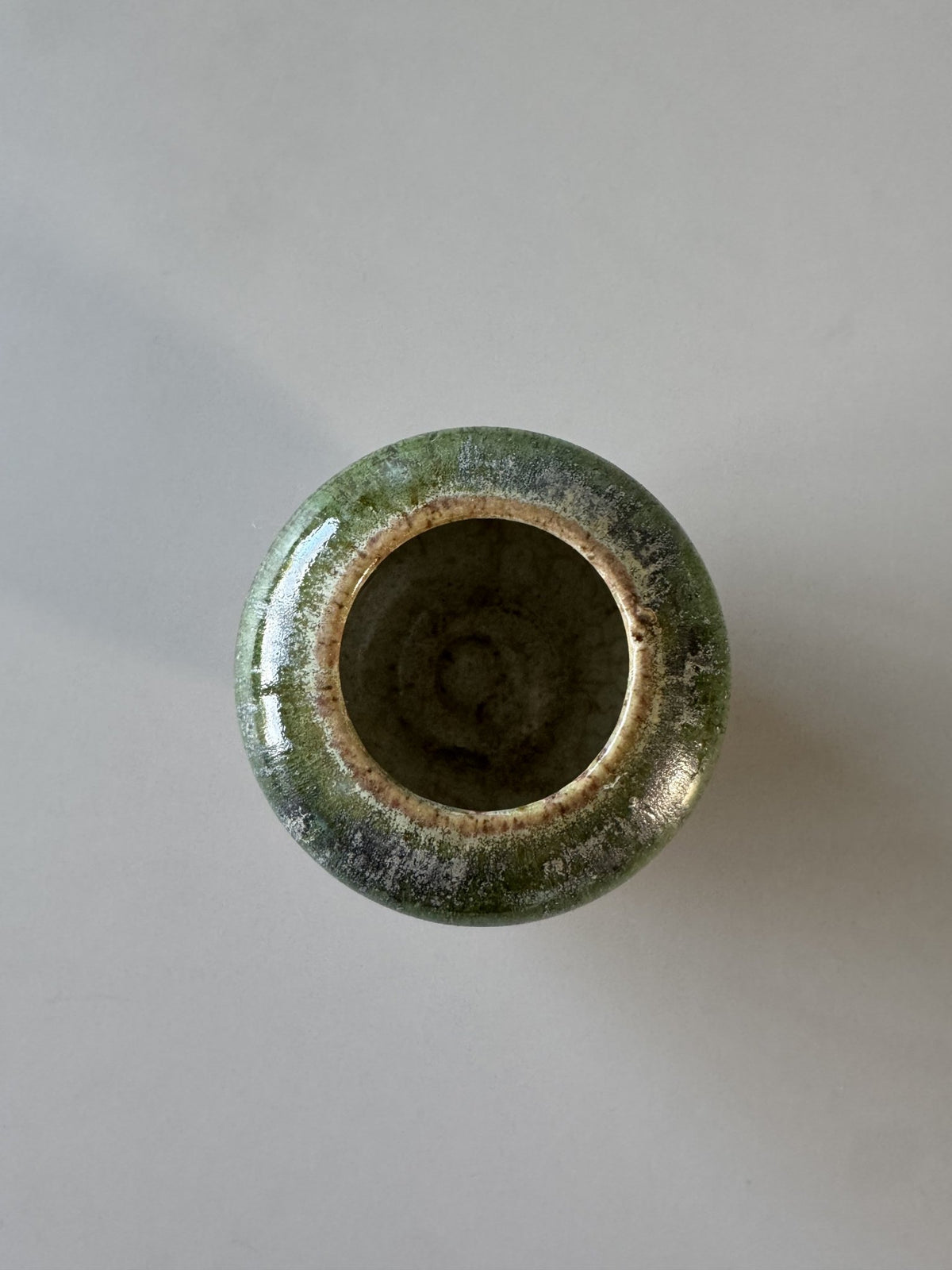 Grøn glaseret vase