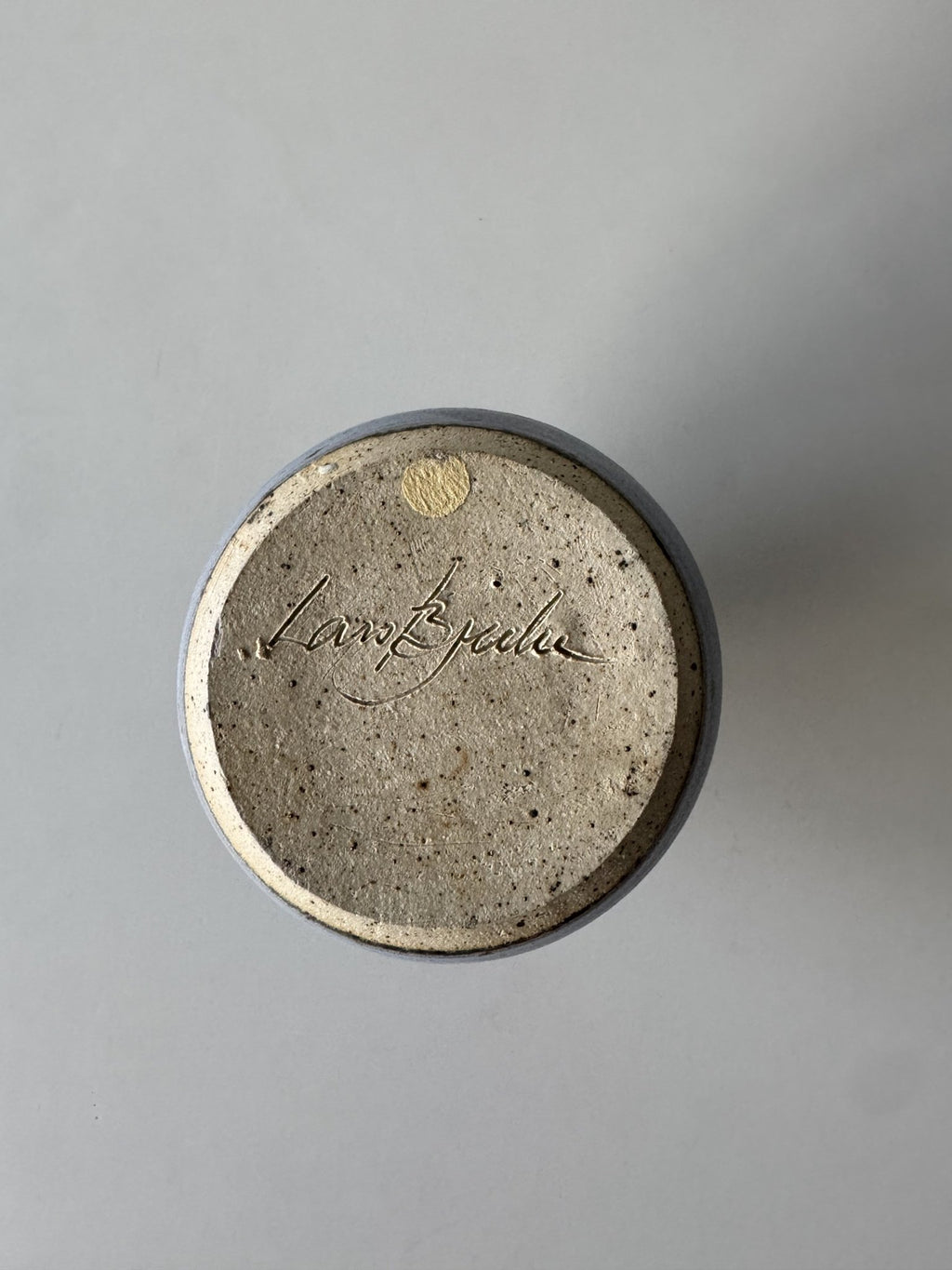 Blå kuglevase med smal hals – billede 7 af 8