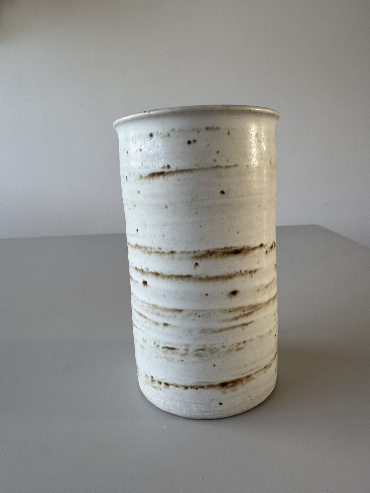 Cylinder vase fra Pottestuen – billede 3 af 6
